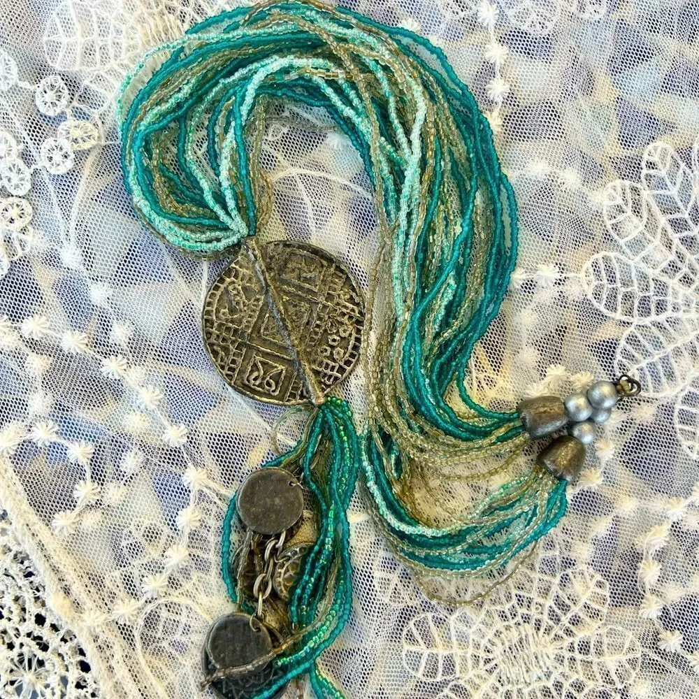 Vintage Pewter Medallion Seed Bead Necklace - Picture 8 of 8